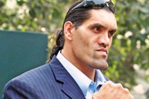 With some proper coaching, the formidable Dalip Singh would be ideal to play the looming, loathsome and loquacious Dedwen in "djin" form.